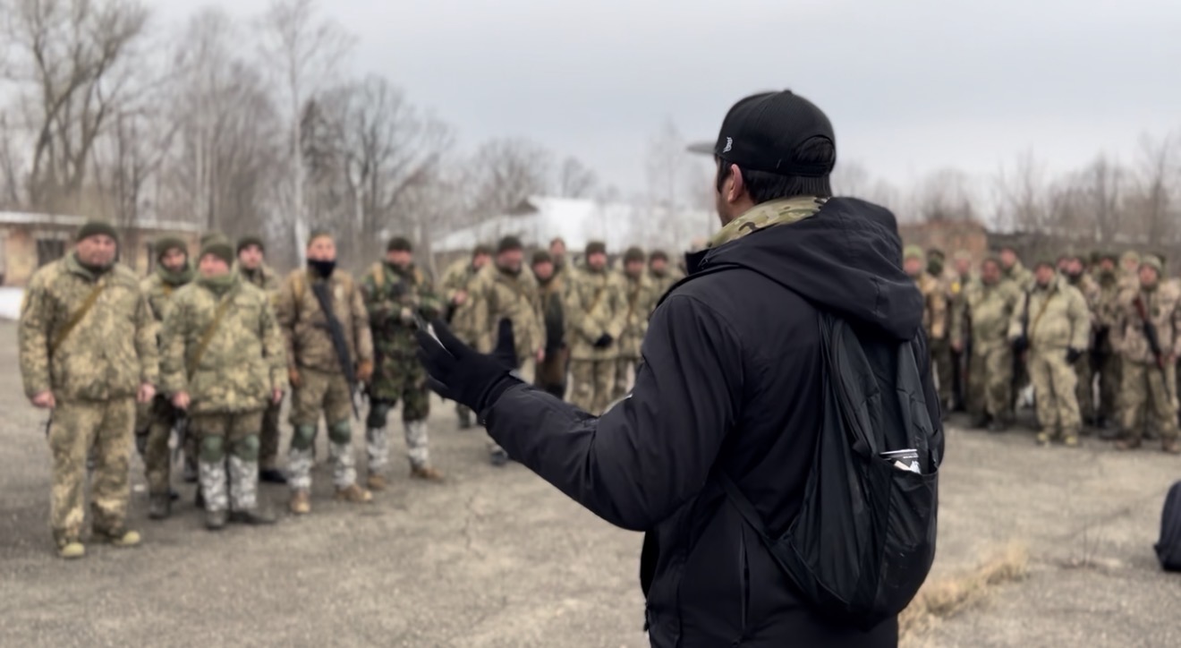 Stratus Dynamics advisor leading military training